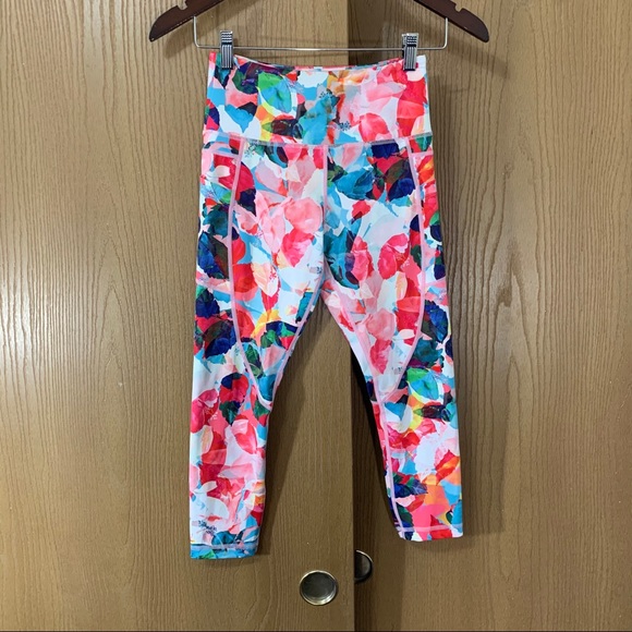 Zyia Floral High Rise LightnTight Leggings Pocket - Picture 2 of 10